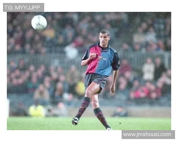 足球大揭秘：探索绿茵场上的秘密与传奇人物的真实故事